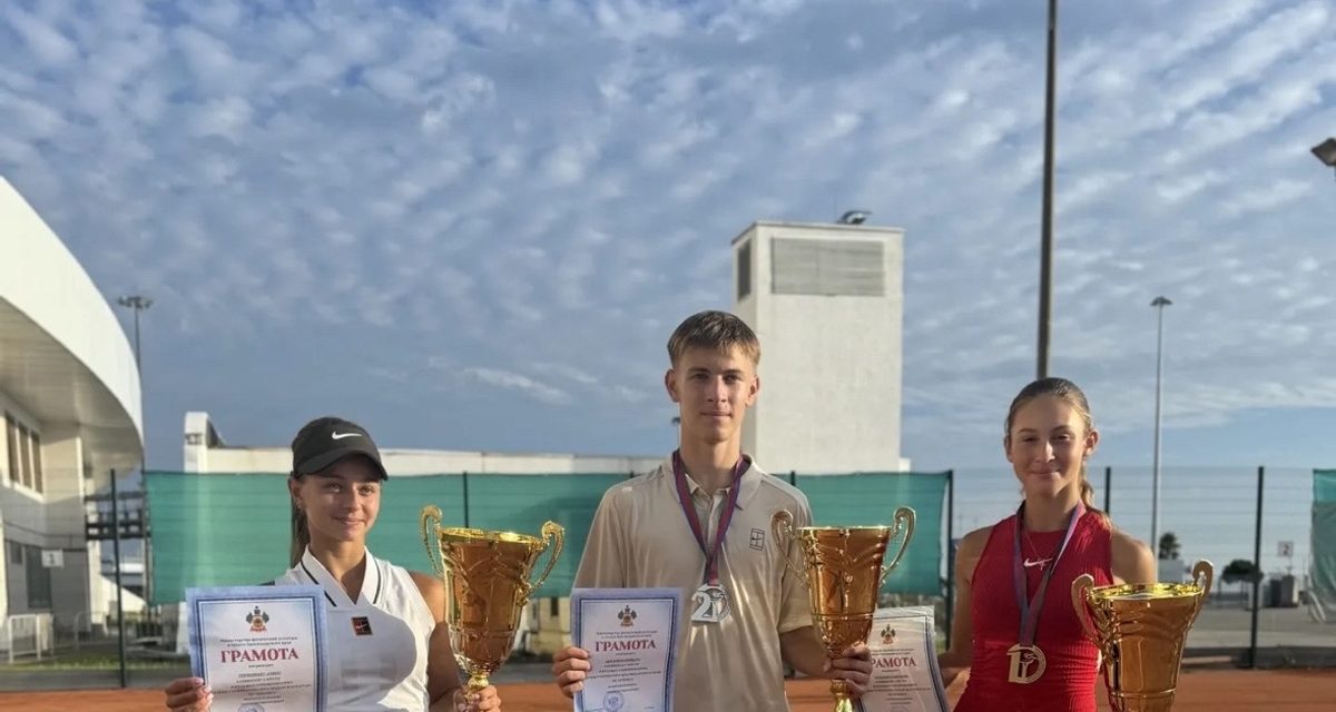 Воспитанница спортшколы «Победа» взяла золото Кубка губернатора по теннису, двое земляков — серебро