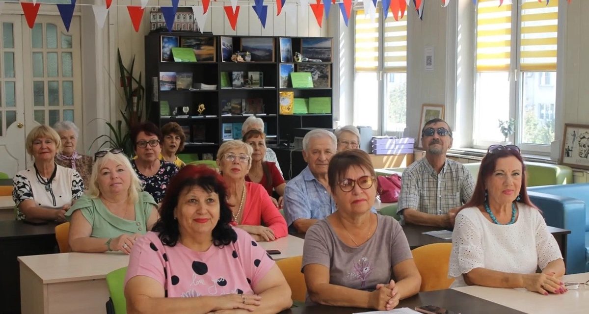 Библиотека Новороссийска провела телемост с Ханты-Мансийском о народах России